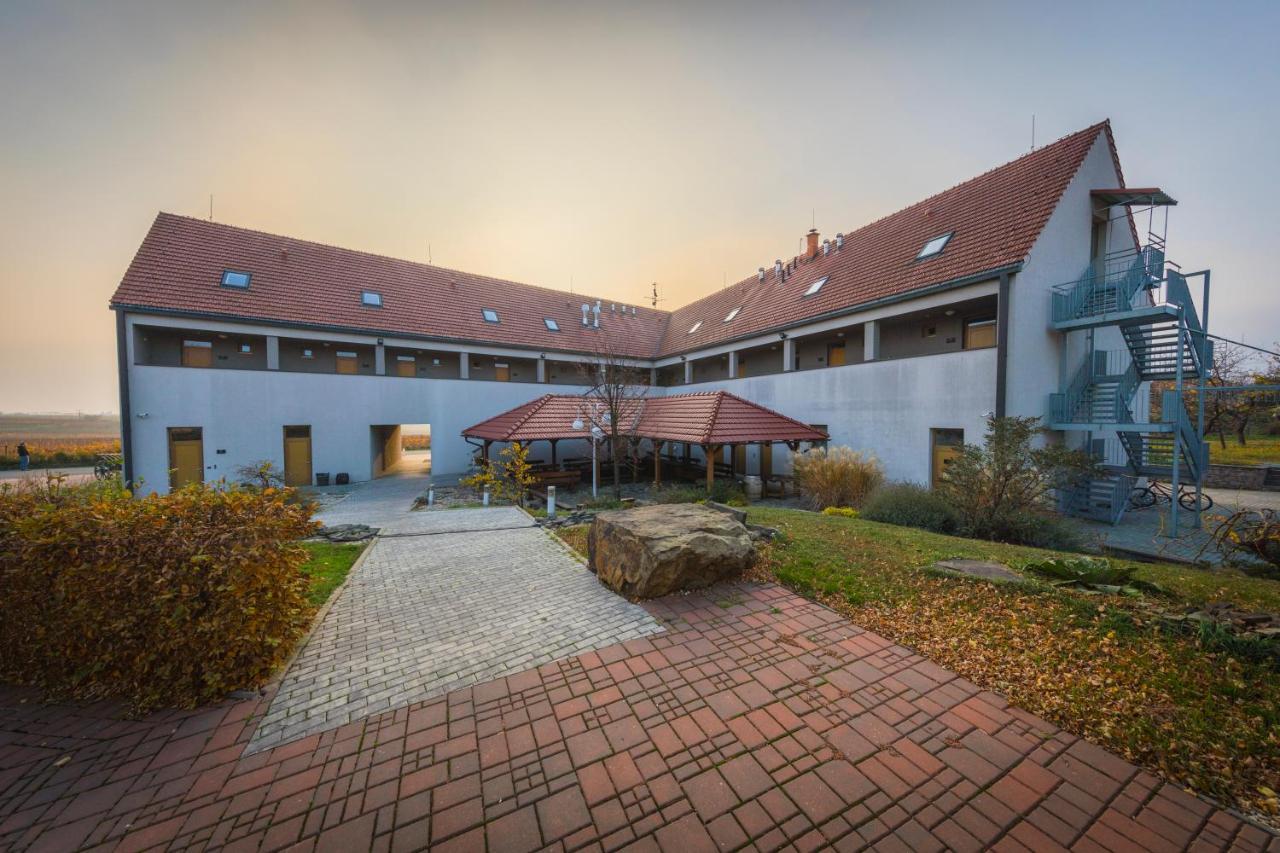 Hotel Madl Velké Bílovice 외부 사진